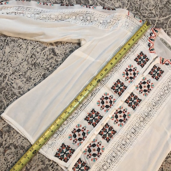 NWOT Embroidery Blouse - Picture 7 of 11